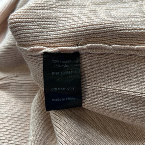 LE SUPERBE Twisted Sister Open Neckline Top Rib Knit Long Sleeve Nude Sz S NEW - Picture 12 of 15